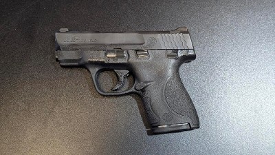 SMITH & WESSON M&P 40 SHIELD .40 S&W - Image 1 of 5