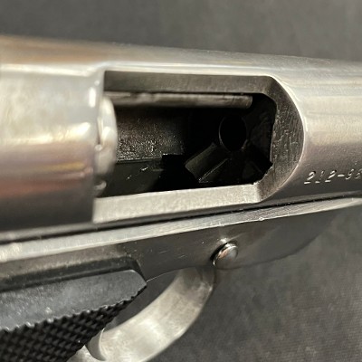 RUGER mark II target .22 LR - Image 8 of 9