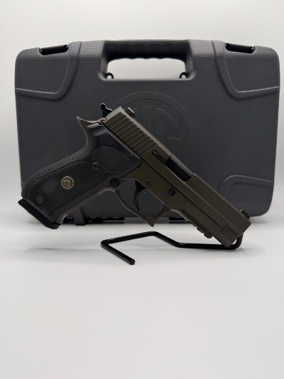 SIG SAUER P220 Legion .45 ACP - Image 4 of 13