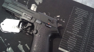 SIG SAUER Mosquito .22 LR - Image 3 of 7