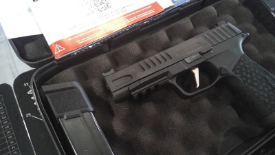 SIG SAUER P365 FUSE 9MM LUGER (9x19 PARA) - Image 8 of 10