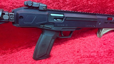 RUGER LC CARBINE 5.7X28MM - Image 10 of 17