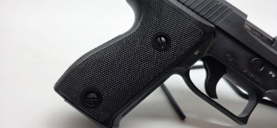SIG SAUER P6 9MM LUGER (9x19 PARA) - Image 5 of 8