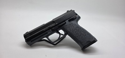 HECKLER & KOCH USP-45 .45 ACP - Image 1 of 10