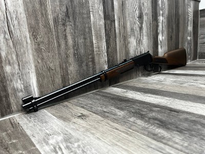 HENRY H001M 22 WINCHESTER MAGNUM - Image 2 of 5