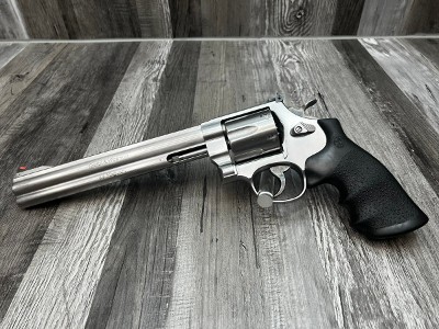 SMITH & WESSON 629-5 .44 MAGNUM - Image 1 of 3
