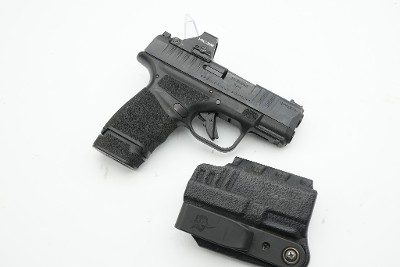 SPRINGFIELD ARMORY HELLCAT 9MM LUGER (9x19 PARA) - Image 1 of 25