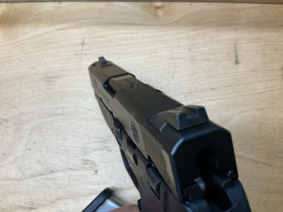 SMITH & WESSON M&P BODYGUARD 380 .380 ACP - Image 8 of 9