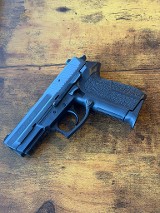 SIG SAUER E2022 .40 S&W - Image 2 of 2