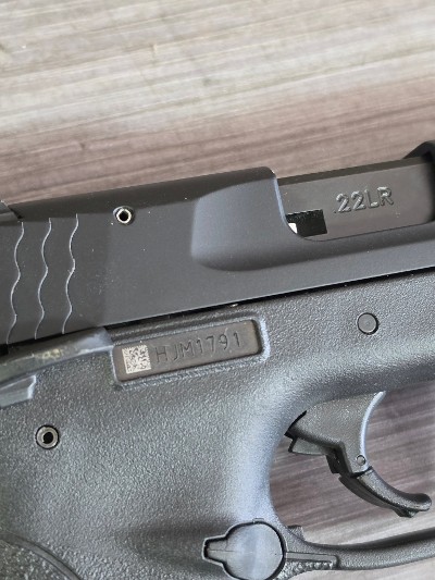 SMITH & WESSON M&P 22 COMPACT .22 LR - Image 4 of 6