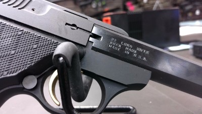 BROWNING BUCKMARK 22 - PISTOL .22 LR - Image 5 of 7
