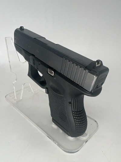 GLOCK 27 GEN 3 40 Smith & Wesson - Image 4 of 4