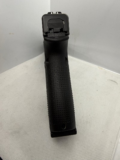 GLOCK G21 .45 ACP - Image 3 of 11