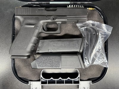 GLOCK G21 .45 ACP - Image 11 of 11