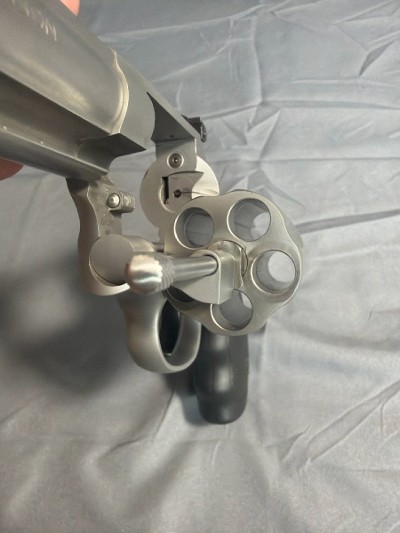SMITH & WESSON 69 COMBAT MAGNUM .44 MAGNUM - Image 6 of 10