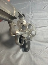 SMITH & WESSON 69 COMBAT MAGNUM .44 MAGNUM - Image 6 of 10