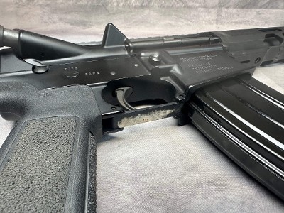 RADICAL FIREARMS RF-15 5.56X45MM NATO - Image 10 of 12