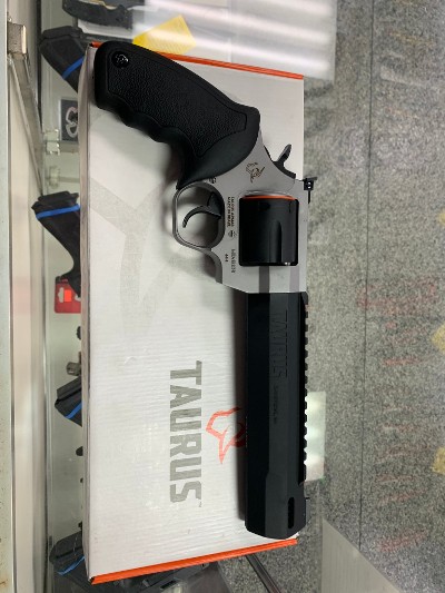 TAURUS RAGING HUNTER .44 MAGNUM - Image 6 of 6