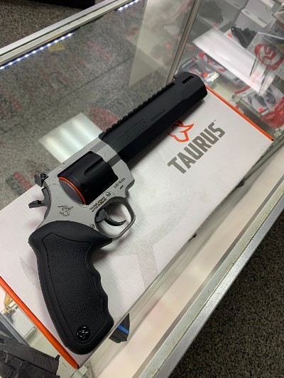 TAURUS RAGING HUNTER .44 MAGNUM - Image 5 of 6