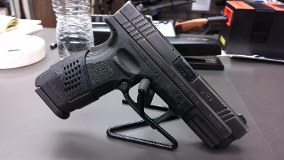 SPRINGFIELD ARMORY XD-40 40 Smith & Wesson - Image 3 of 7