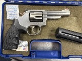 SMITH & WESSON 66-5 .357 MAG - Image 2 of 5