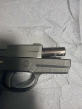 SIG SAUER P250 40 Smith & Wesson - Image 5 of 10