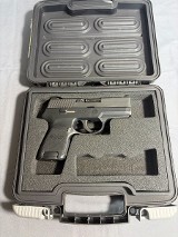 SIG SAUER P250 40 Smith & Wesson - Image 8 of 10