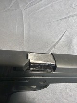 SIG SAUER P250 40 Smith & Wesson - Image 9 of 10