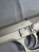 BERETTA 96 40 Smith & Wesson - Image 5 of 12