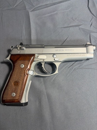 BERETTA 96 40 Smith & Wesson - Image 2 of 12