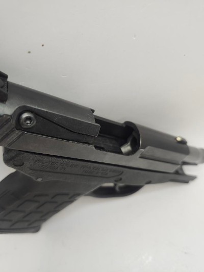 KELTEC PF-9 9MM LUGER (9x19 PARA) - Image 3 of 12