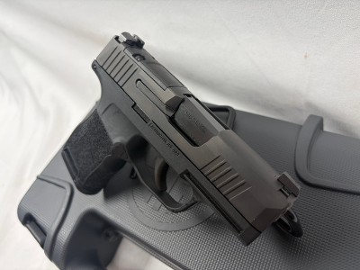 SIG SAUER P365 9MM LUGER (9x19 PARA) - Image 6 of 7