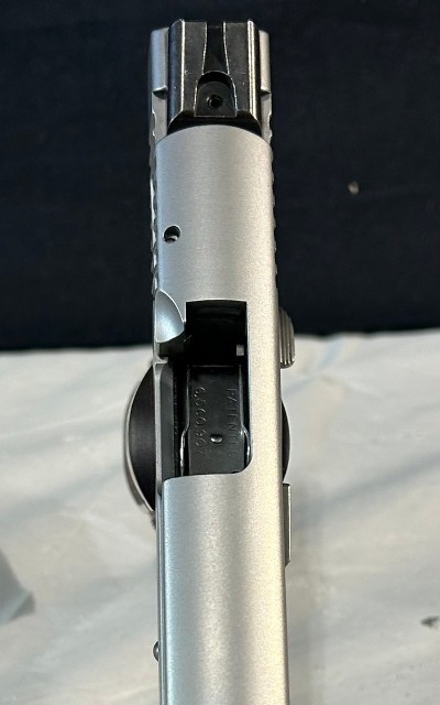SIG SAUER 1911 C3 COMPACT .45 ACP - Image 4 of 5
