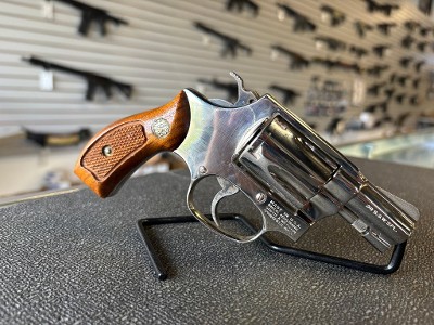 SMITH & WESSON MODEL 36 .38 SPL - Image 1 of 3