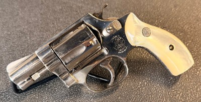 SMITH & WESSON 37 .38 SPL - Image 2 of 2