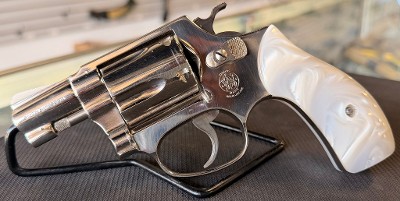 SMITH & WESSON 36 .38 SPL - Image 1 of 3