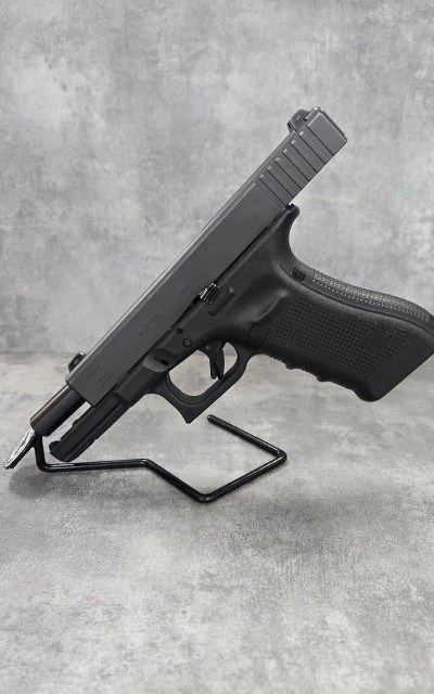 GLOCK 17 GEN 4 9MM LUGER (9x19 PARA) - Image 4 of 4