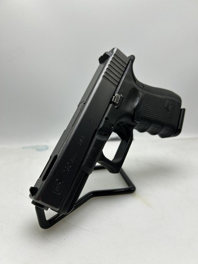 GLOCK 23 C GEN 4 40 Smith & Wesson - Image 1 of 11