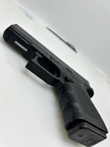GLOCK 23 C GEN 4 40 Smith & Wesson - Image 11 of 11