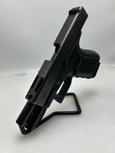 GLOCK 23 C GEN 4 40 Smith & Wesson - Image 9 of 11