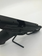 SMITH & WESSON M&P 40 .40 S&W - Image 11 of 12