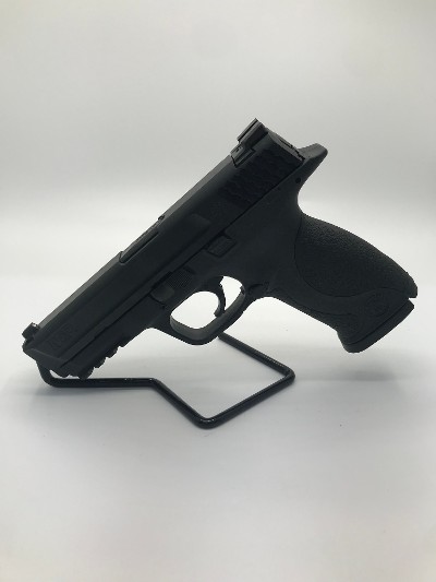 SMITH & WESSON M&P 40 .40 S&W - Image 5 of 12