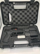 SMITH & WESSON M&P 40 .40 S&W - Image 12 of 12