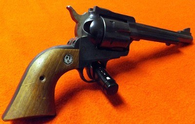 RUGER NEW MODEL BLACKHAWK .357 MAG - Image 6 of 14