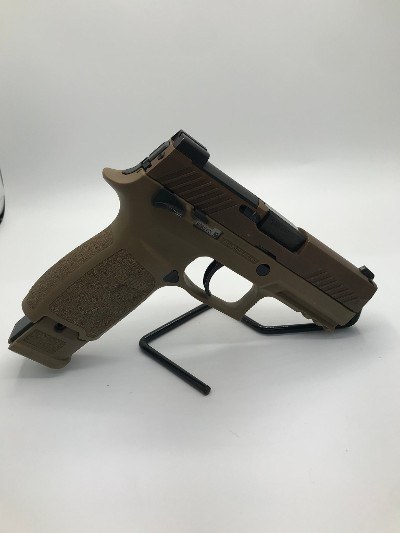 SIG SAUER P320 M18 9MM LUGER (9x19 PARA) - Image 9 of 11