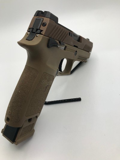 SIG SAUER P320 M18 9MM LUGER (9x19 PARA) - Image 8 of 11