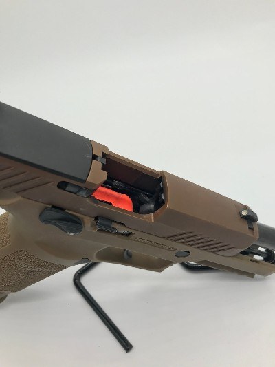SIG SAUER P320 M18 9MM LUGER (9x19 PARA) - Image 11 of 11