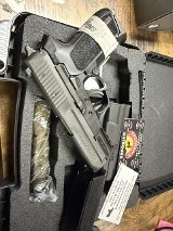 SIG SAUER SP2022 NITRON .40 S&W - Image 3 of 3