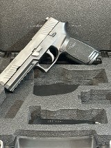 SIG SAUER P320 40 Smith & Wesson - Image 1 of 8