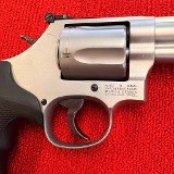 SMITH & WESSON MODEL 69 COMBAT MAGNUM .44 MAGNUM - Image 8 of 14